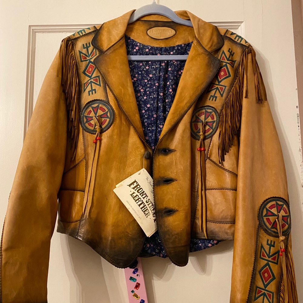 Frontier Leather Western Cropped Leather Fringe Jacket — NWT